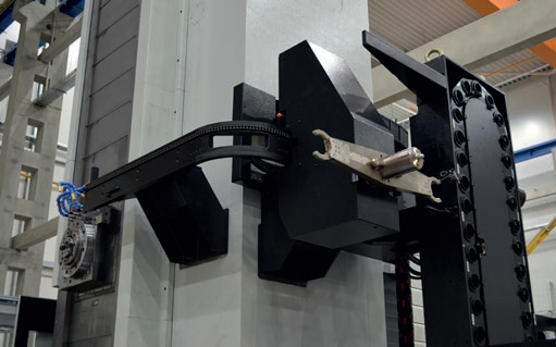 臥式鏜銑床自動換刀刀庫